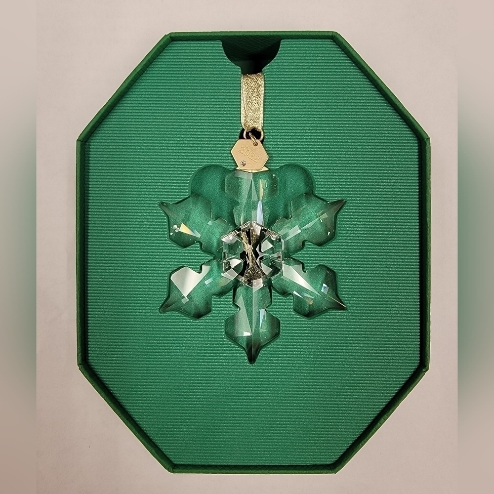 Swarovski 2022 Snowflake Ornament